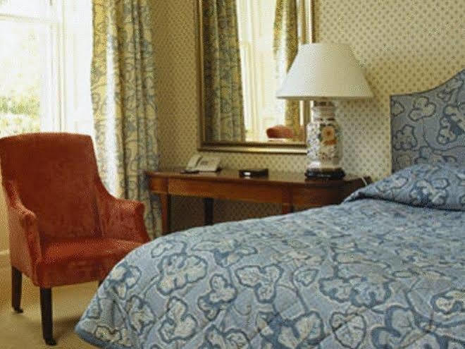 Kinloch House *